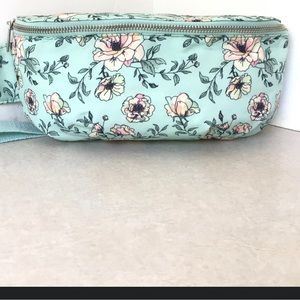 NWOT Vintage mint green & pink Fanny